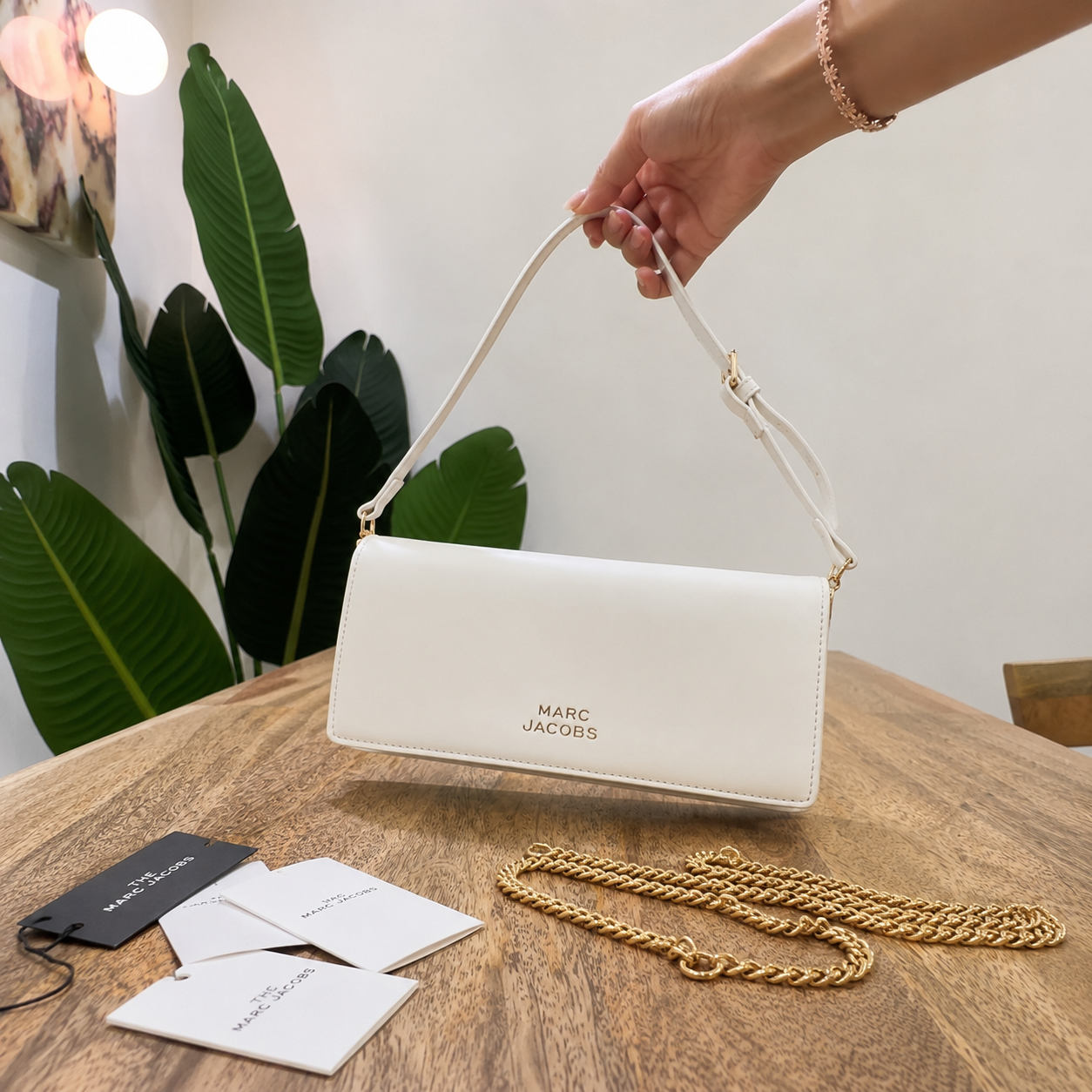 Marc Jacobs The Baguette Bag – White | Gold Chain & Top Handle | Leather Clutch