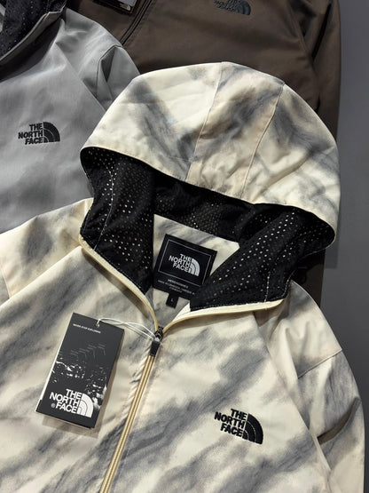 The North Face Men's Quest Jacket â€“ Solid Colorways
