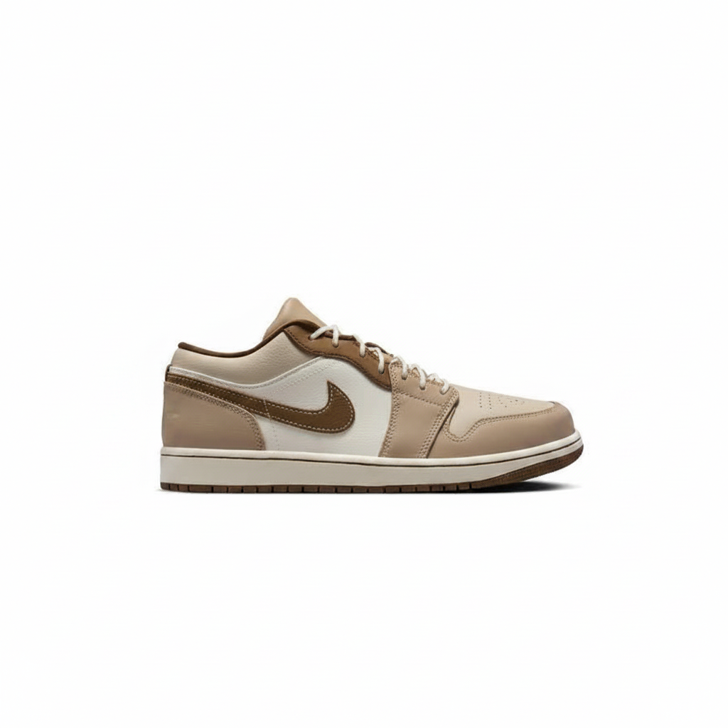 Travis Scott x Air Jordan 1 Retro Low OG Dark Mocha lateral view