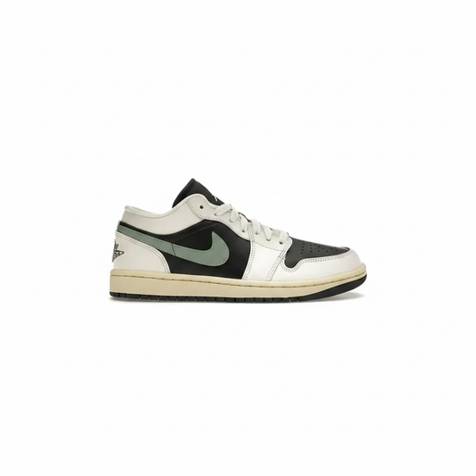 Air Jordan 1 Low OG 'Black Toe' (Obsidian / Red / Sail)